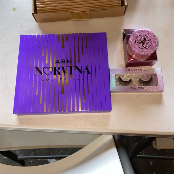 Anastasia Norvina Collection brand new